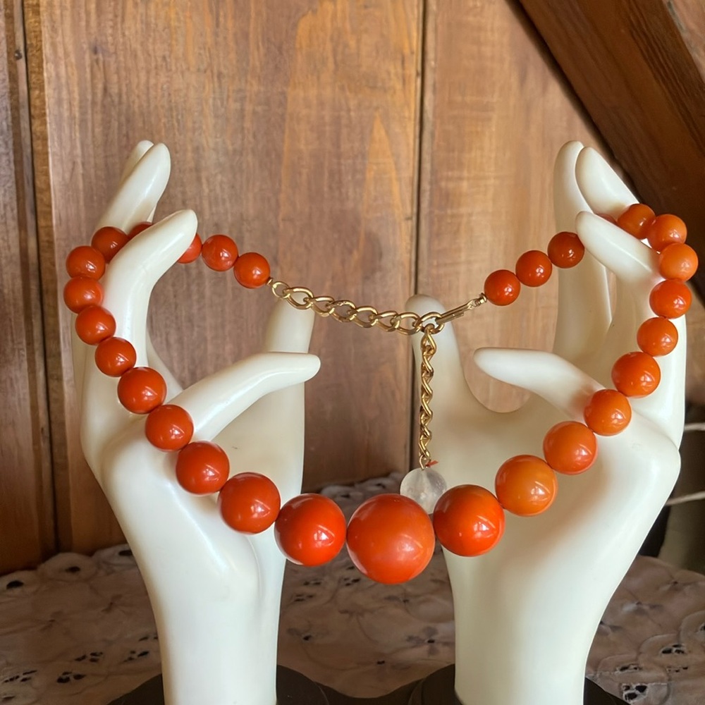 Elegant Orange Beaded Necklace